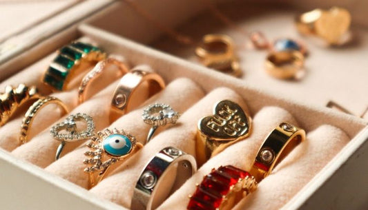 3 Methoden, um echten Edelstahlschmuck zu erkennen